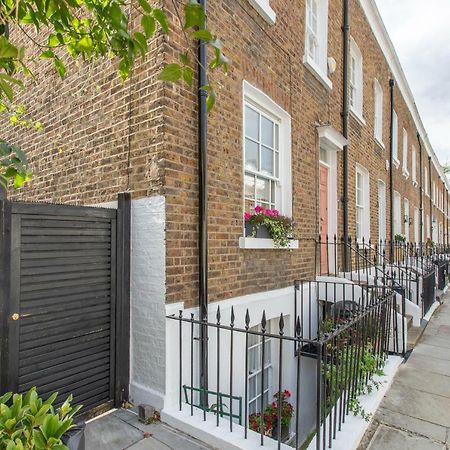 Stunning Gated Home Londra Exterior foto